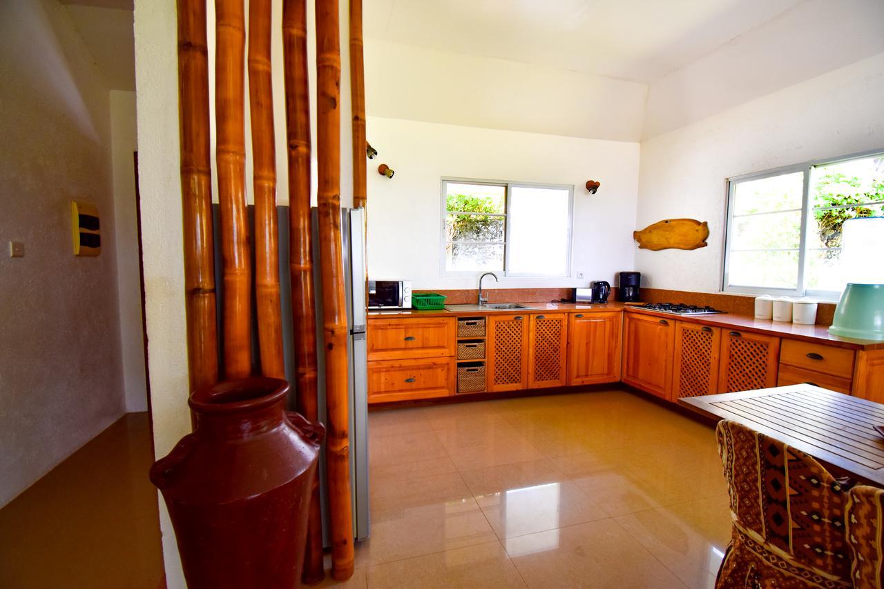 Greenland Residence House Zamboanguita  Exterior photo